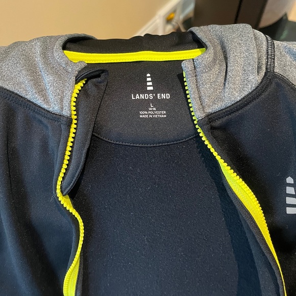 Large black and grey zip up polar fleece hoodie - Picture 3 of 5